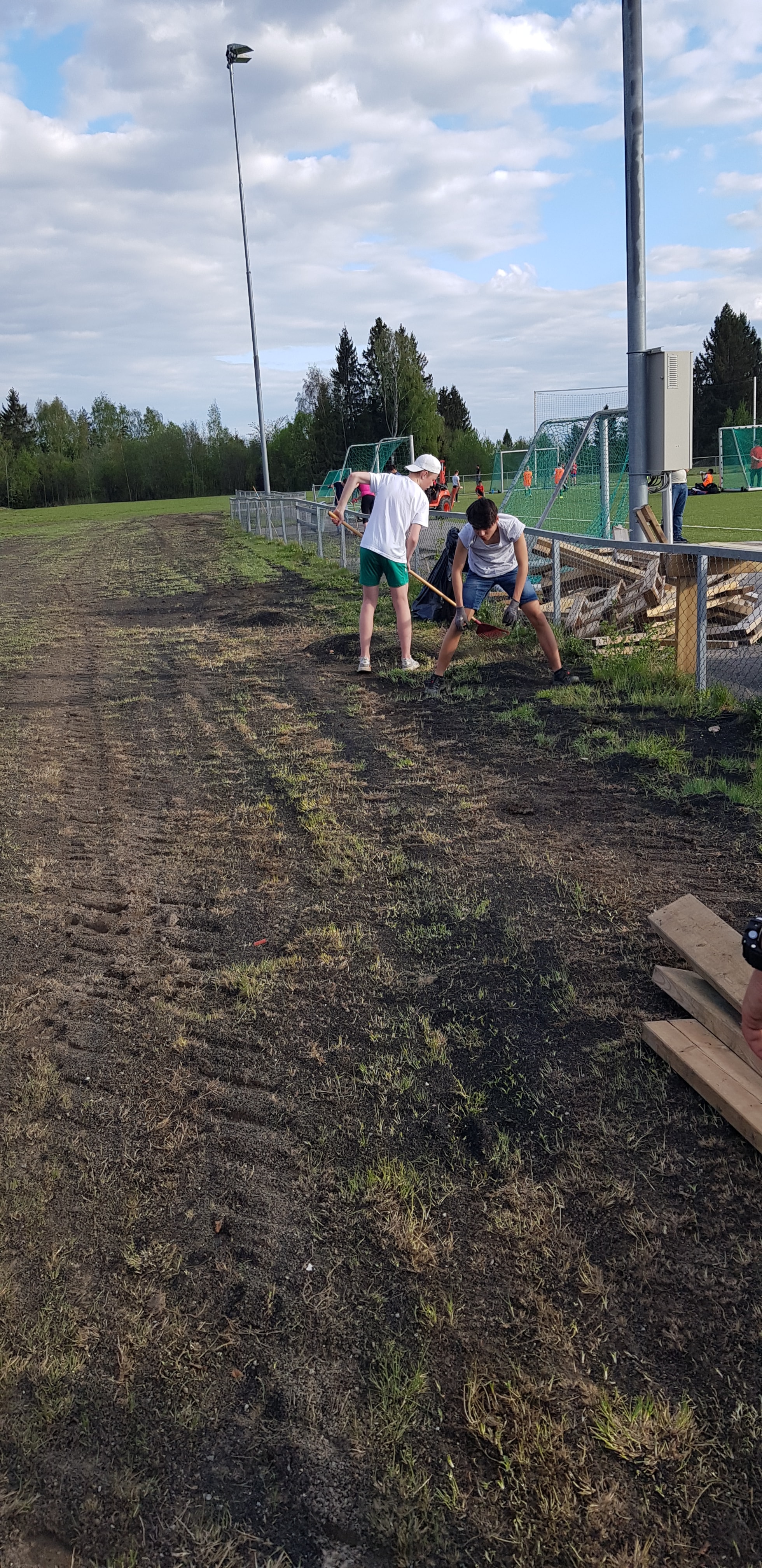TUSEN TAKK FOR INNSATSEN PÅ DUGNAD I GÅR :-)